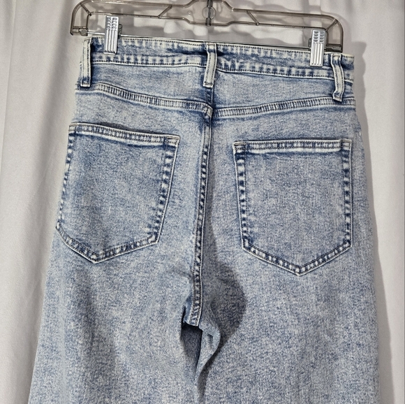 Wild Fable highest rise mom jeans distressed Ombre Jeans Sz 6 - Picture 8 of 12